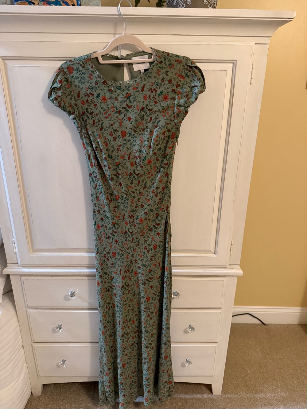 Reformation Leana Floral Georgette Dress - size 2 (current style)
